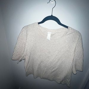 Crop ribbed sustainable shirt